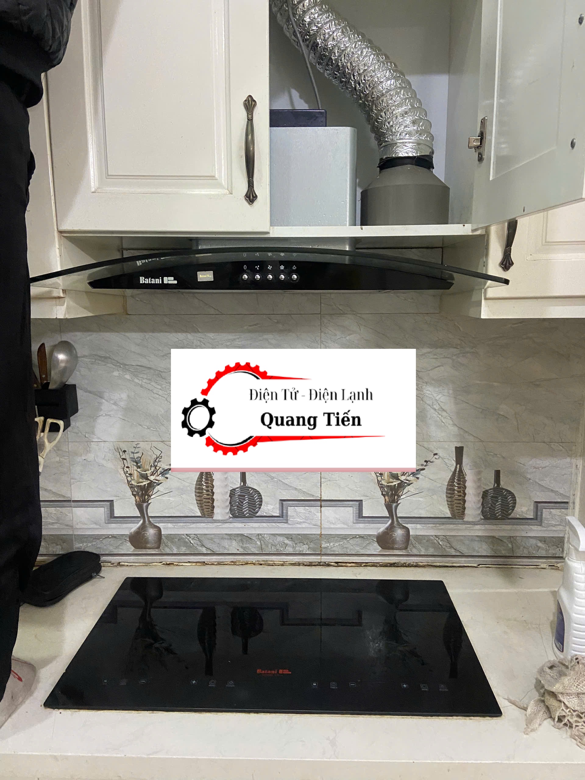 Sửa máy hút mùi bếp tại Văn Quán