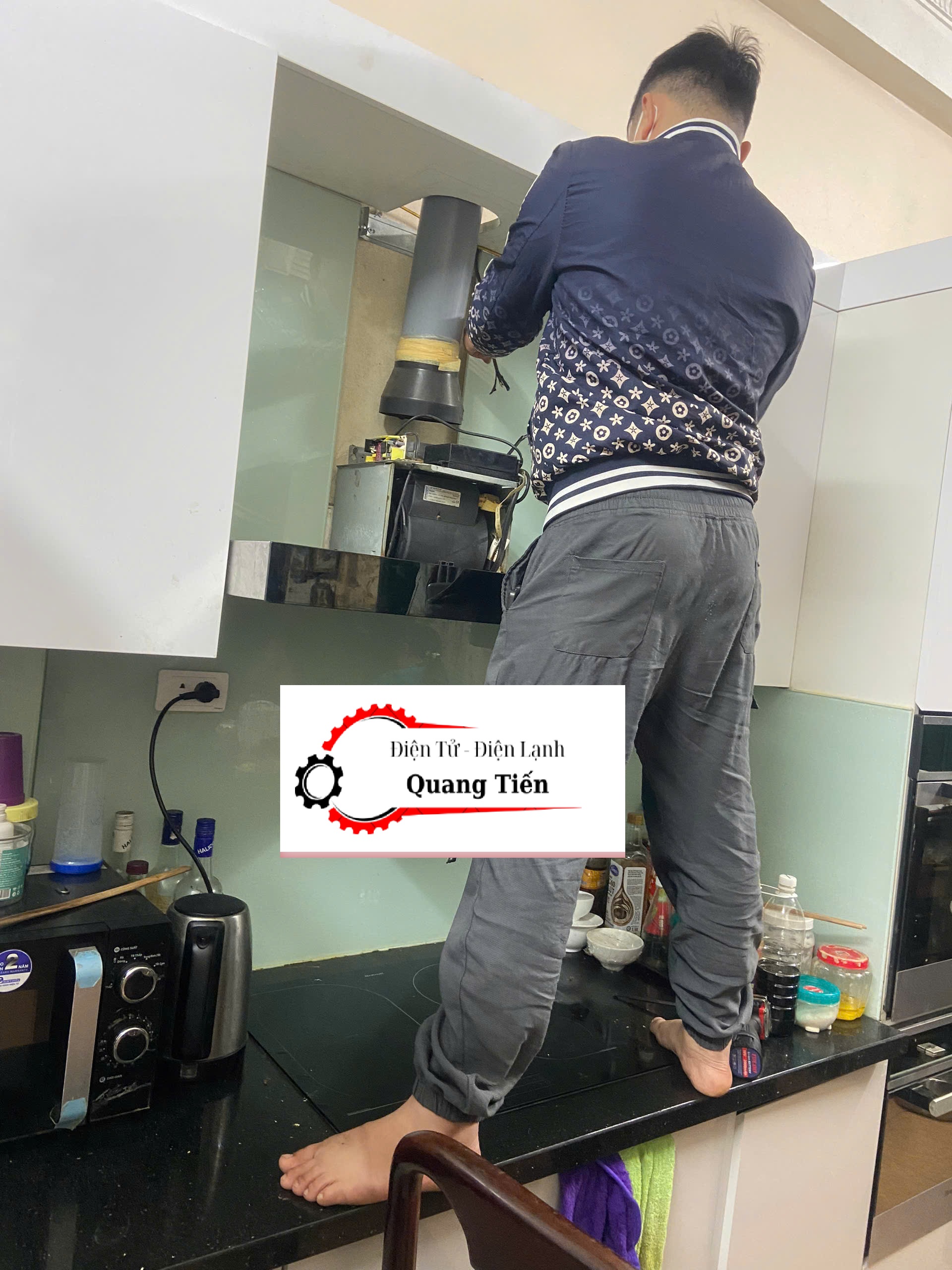 Sửa máy hút mùi tại Việt Hưng