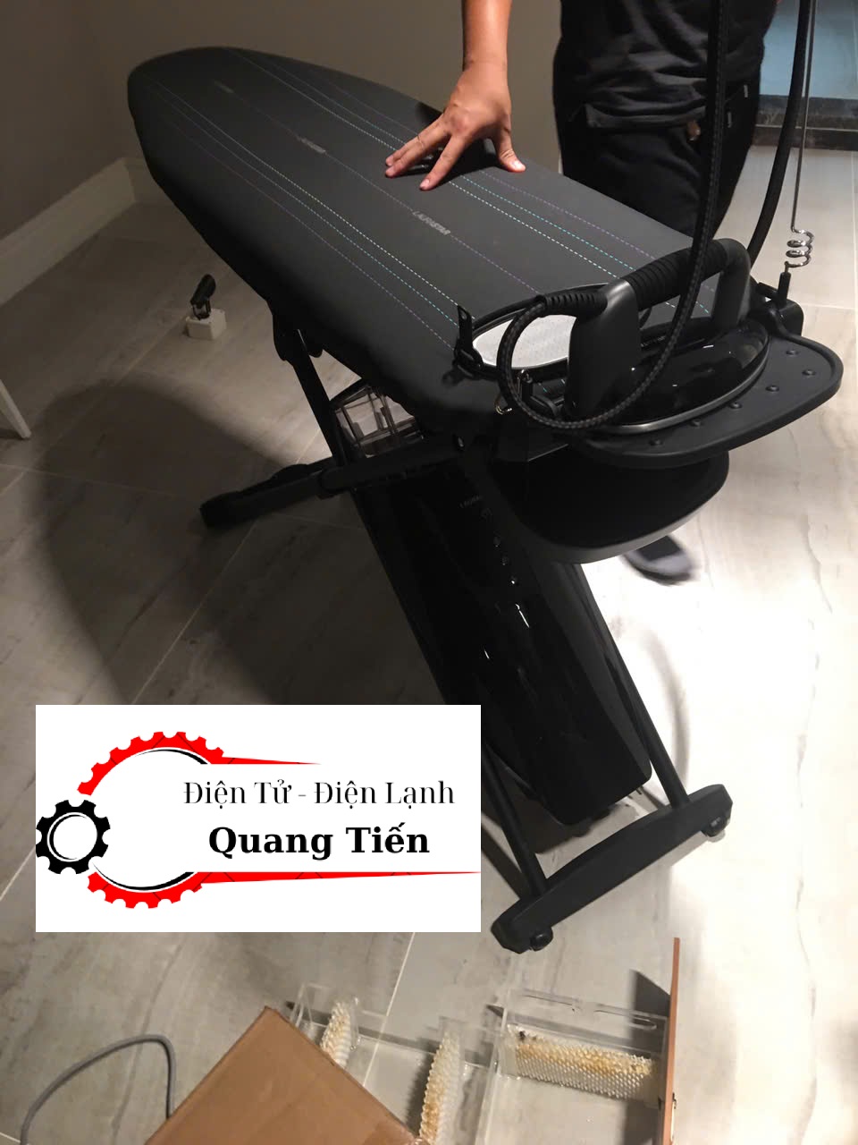 Sửa bàn là hơi nước nằm