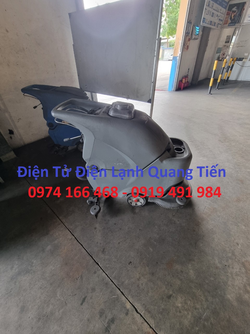 Sửa máy chà sàn tại nhà