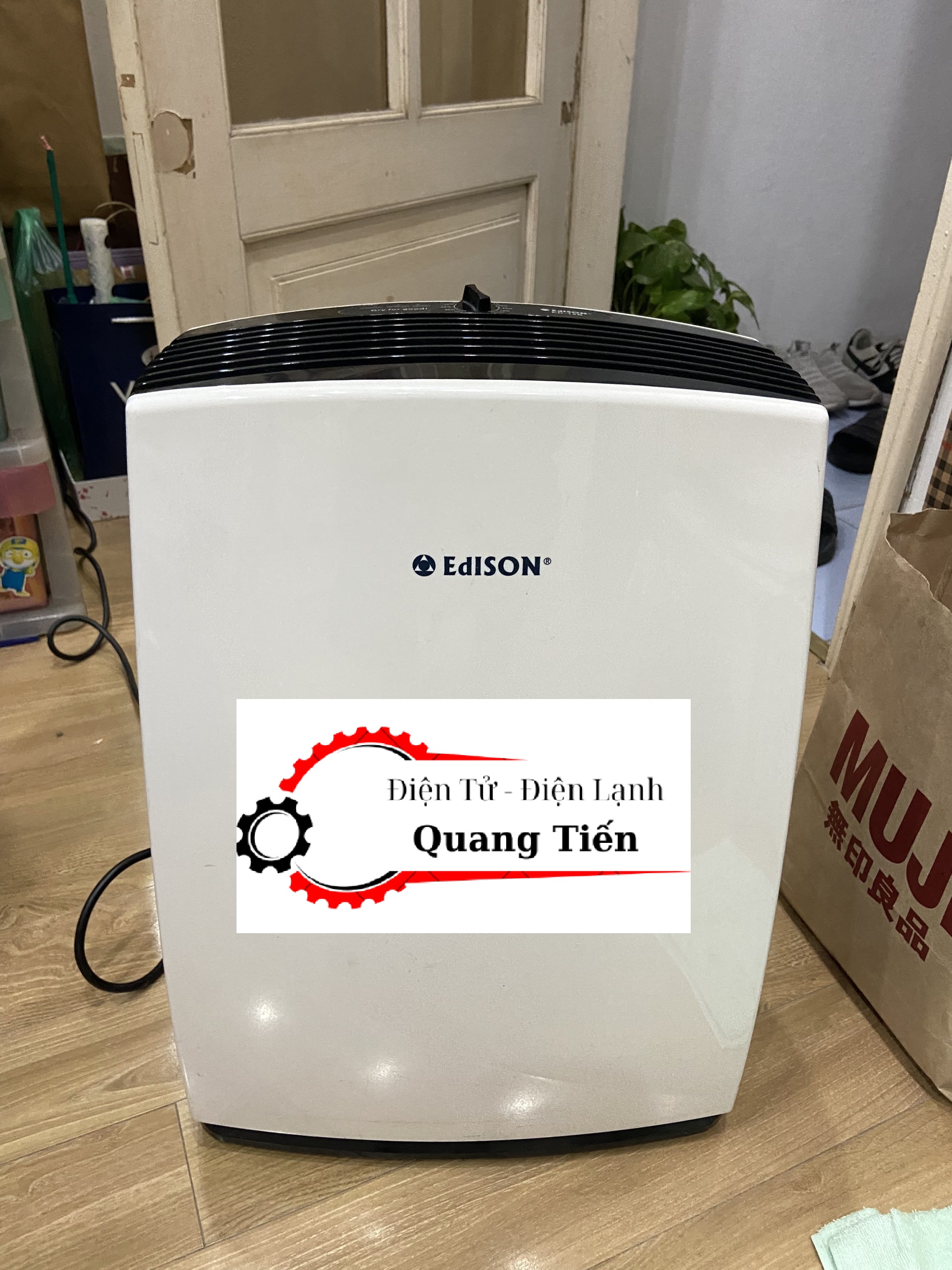 Sửa máy hút ẩm Edison