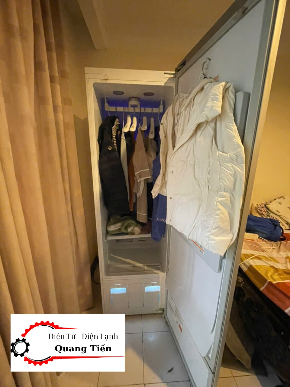 Sửa tủ chăm sóc quần áo thông minh
